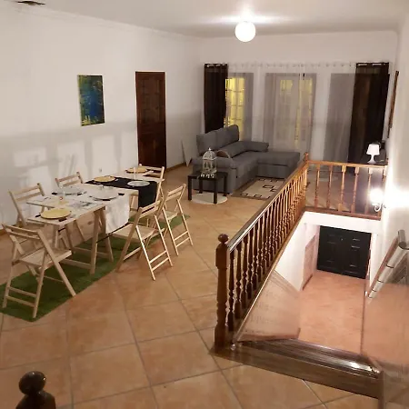 ゲストハウス Casa Carlota -